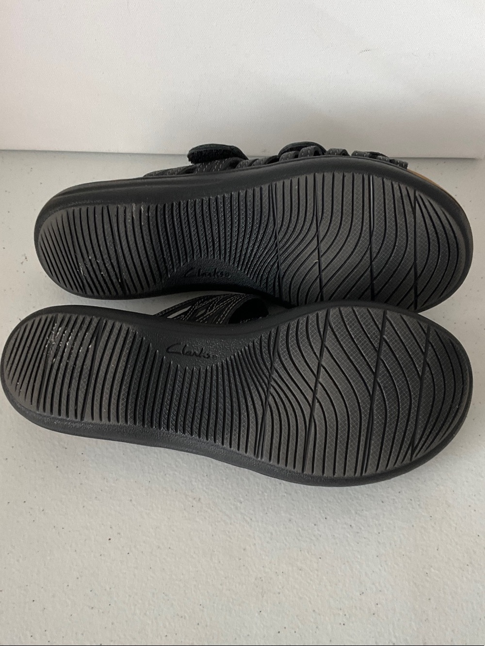 Clarks Laurieann Black Braided Multi-Strap Comfort Sandals - Picture 5 of 6